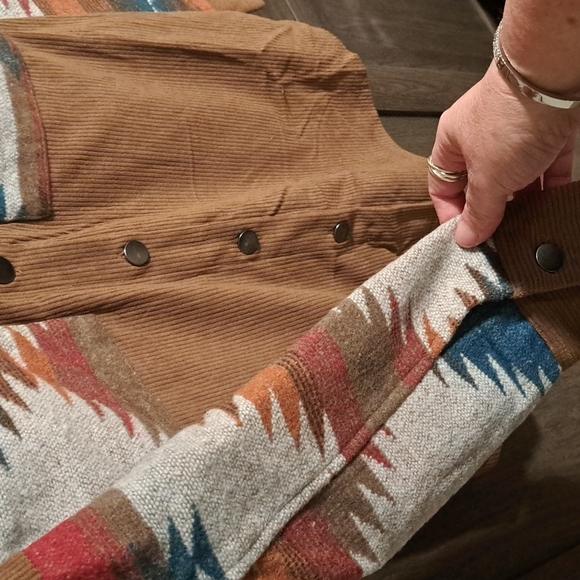 New Aztec corduroy jacket - Picture 13 of 14